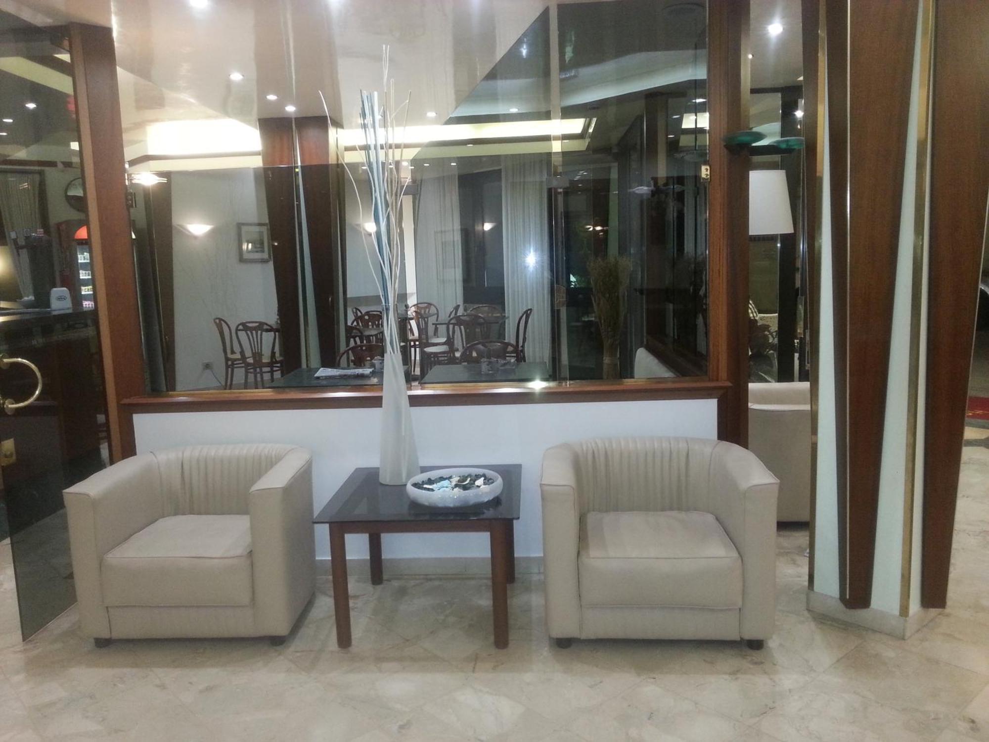 Hotel Europeo Sottomarina Exterior photo